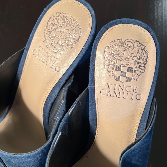 NWOT Vince Camuto Jevan Suede Shoes - Picture 5 of 12